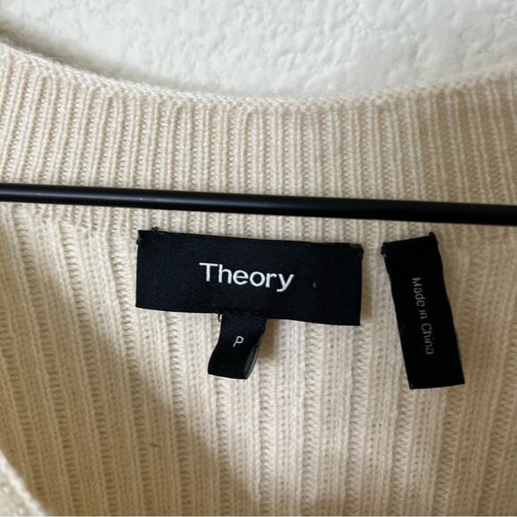 Theory Cashmere Oversized Rib Pullover 100% Cashmere Jacquard Cream Size P / 0 - Picture 6 of 8